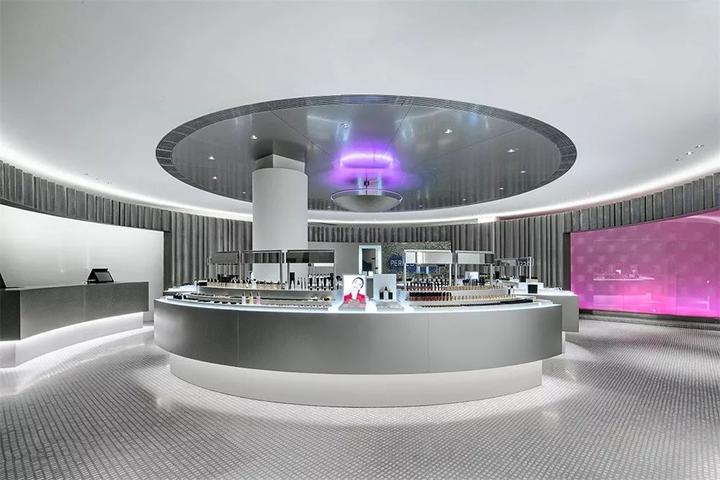 这样的美妆店设计，才能受女孩子喜欢！