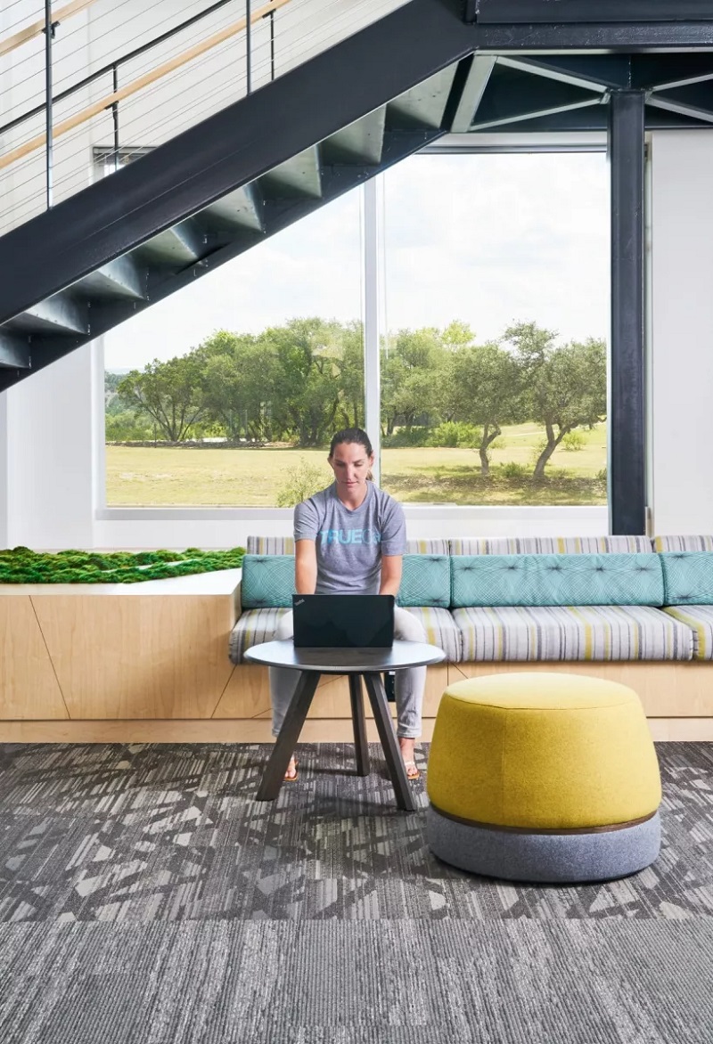 汽车行业的办公空间设计