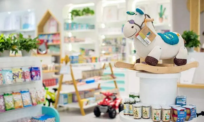 母婴店互动区设计