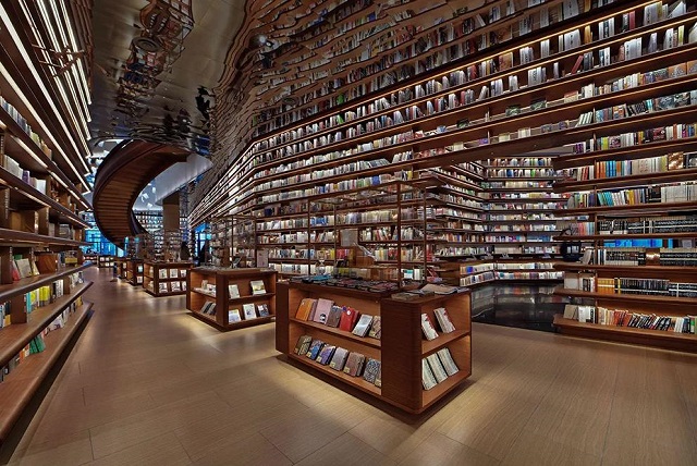 网红书店设计 | 主题商业街改造升级，网红书店成文艺“爆点”